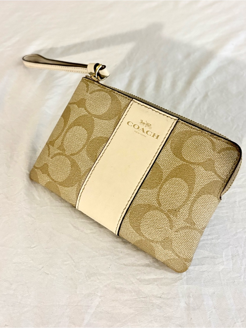 Coach Corner Zip Wristlet in Gold/Sand/Chalk; Signature Canvas with Stripe